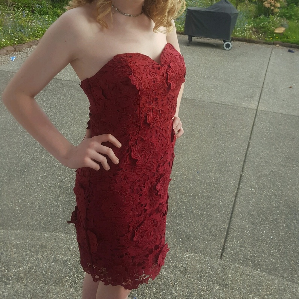 Strapless Red Lace Short Cocktail PromGirl Dress